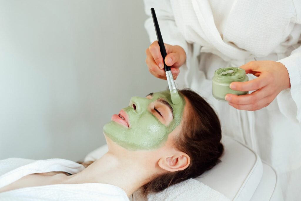 Kosmetikstudio Website: Gesichtsmaske